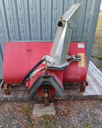 turbina spazzaneve frontale per trattorino