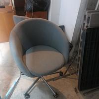 Scrivania ufficio + poltrone ufficio