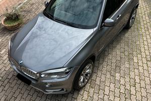 BMW X5 xDrive25d + Treno gomme invernali Hankook