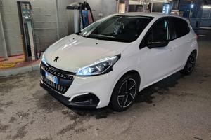 Peugeot 208 1.2 Puretech del 2016