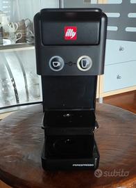 Macchinetta del caffè illy