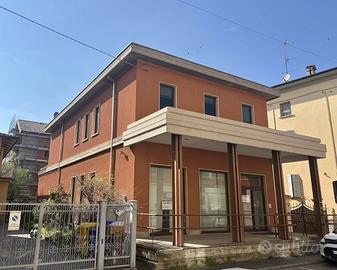 Ufficio Langhirano [MA2522VCU]