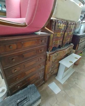 Stock mobili vari