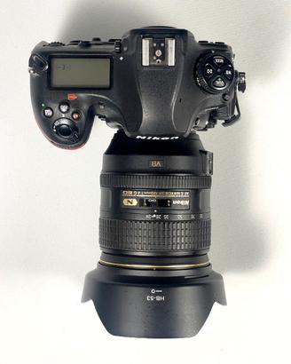 Nikon D850 + 24-120 f/4 VR – eccellenti condizioni