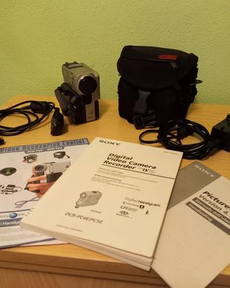 videocamera palmare SONY PC5E
