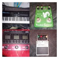 Tastiera Roland + loopstation + pedali 