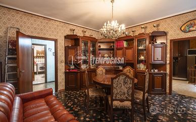 Appartamento a Pioraco Via Cesare Augusto 5 locali