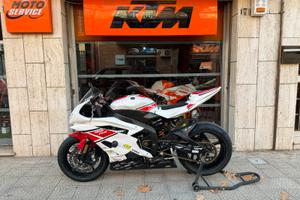 Yamaha r6