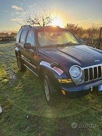 JEEP CHEROKEE 2.8 CRD ANNO 2005
