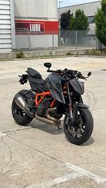 KTM 1290 Super Duke R -  2022