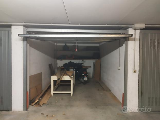 Garage di 15 mq a Mori