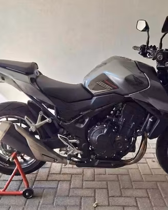 Honda cb Hornet 750