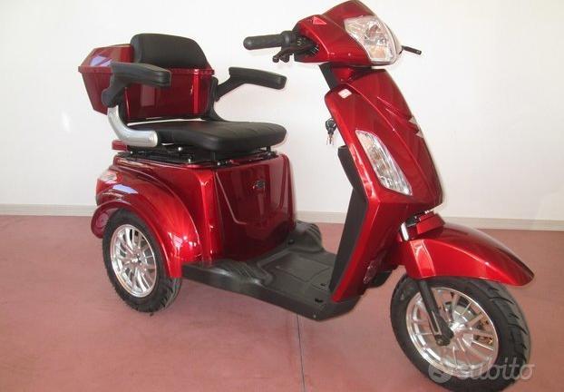 DELTA3 Scooter elettrico per anziani/disabili