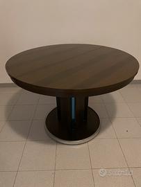 Tavolo tondo il legno anni 80