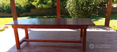 Tavolo in legno artigianale 