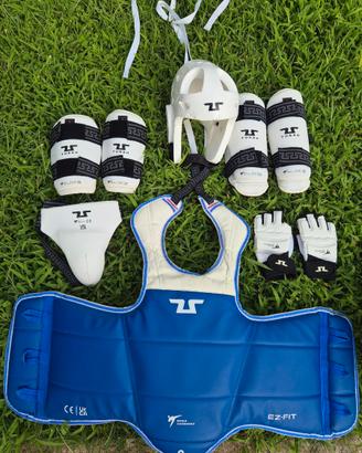 Kit Completo Protezioni Taekwondo TUSAH
