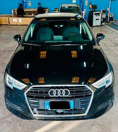 AUDI A3 SPORTBACK BUSINESS S-TRONIC