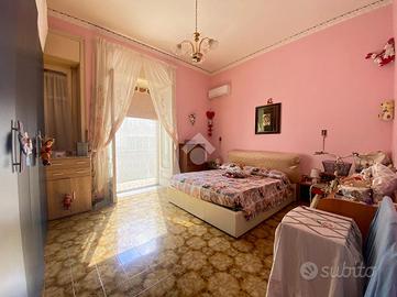 3 LOCALI A GRUMO NEVANO