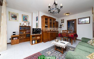 TRILOCALE DOPPI SERVIZI CON BOX E CANTINA A TREZZO