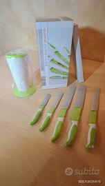 Ceppo bicolore con 5 coltelli cucina  Brandani