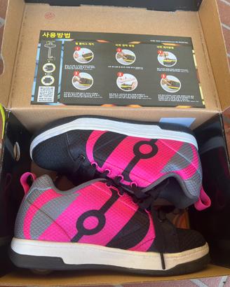 Scarpe Heelys con rotelle