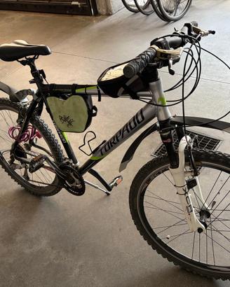 Mountain bike da uomo perfette condizioni