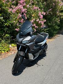 Aprilia SR GT 125
