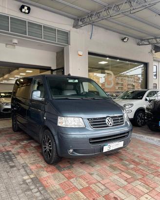 Volkswagen Multivan 2.5 TDI/174CV Comfortline