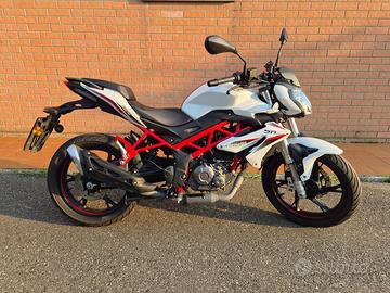 Motocicletta BENELLI BN 125