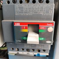 interruttore automatico  ABB SACE serie T1C 160