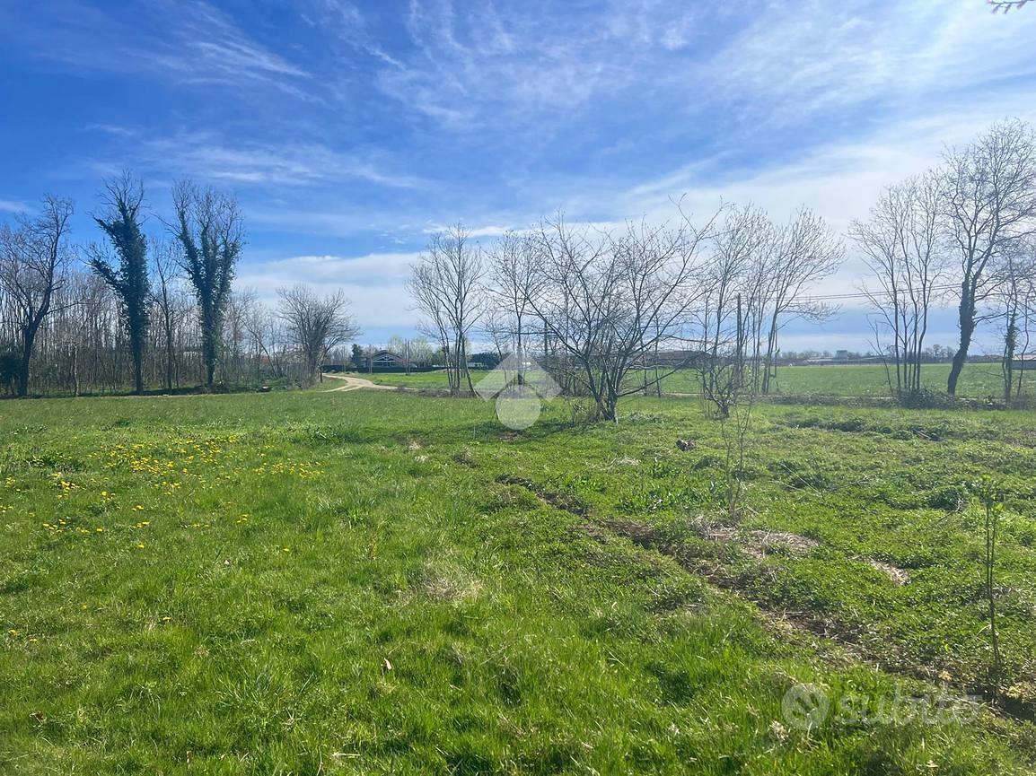 TER. AGRICOLO A CERRIONE - Vista 2