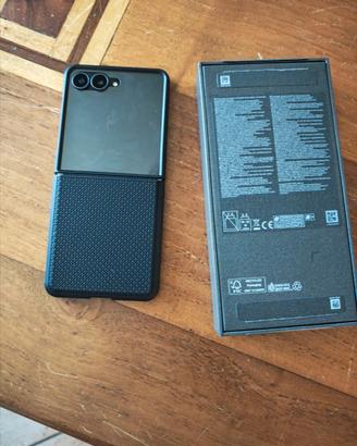 Samsung flip 8 cream 512gb
