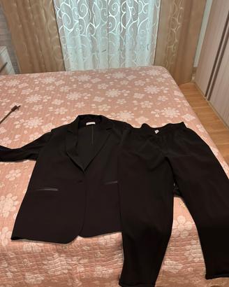 Completo giacca e pantalone
