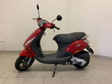 Scooter Piaggio Zip