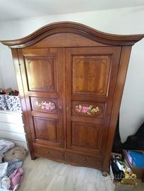 Arredamento vario di mobilificio