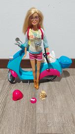 Barbie con scooter 