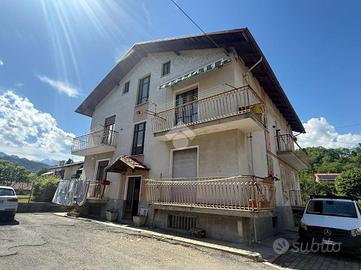 3 LOCALI A LANZO TORINESE