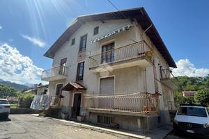 3 LOCALI A LANZO TORINESE