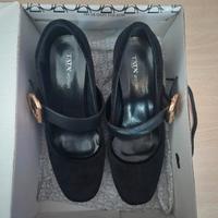 scarpe con tacco in velluto nero