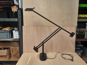 Artemide Tizio
