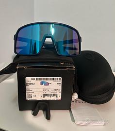 Oakley sutro S