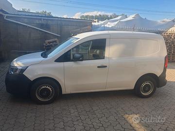 Furgone renault kangoo full elettric