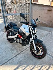 Yamaha MT 03 pronta all’uso