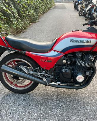 Kawasaki GPZ 550 Anno 1984