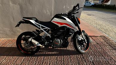 KTM Duke 390
