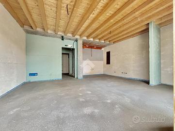 VILLA A SCHIERA A CASTEGNATO