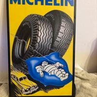 Insegna luminosa Michelin comino