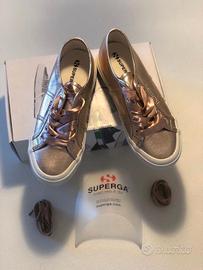 Sneakers Superga