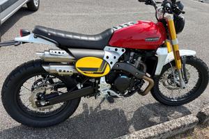 Fantic Caballero Scrambler 500 usato del 2024