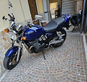 Suzuki 750 Inazuma